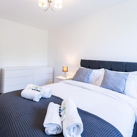 Luxury 3 Bedroom Flat With Balcony In Westbourne Park Londra Dış mekan fotoğraf